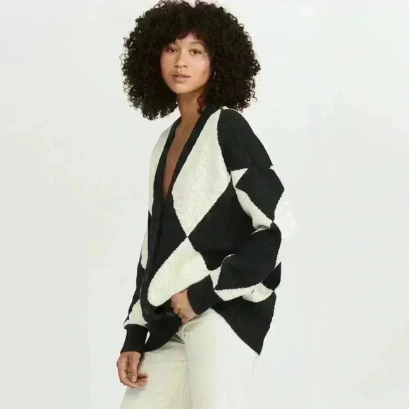 PISTOLA Denim Evelyn Oversized Diamond Cardigan - Picture 9 of 16